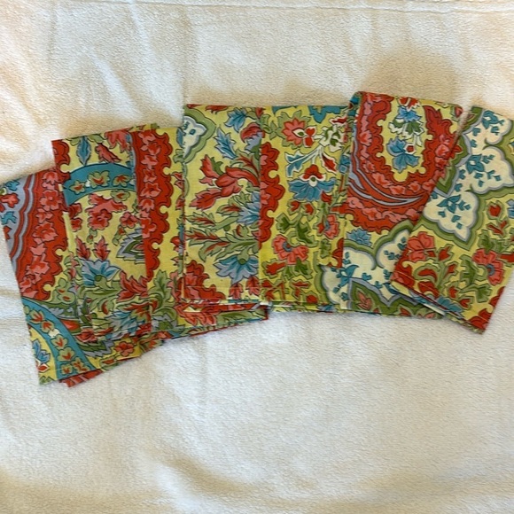 April Cornell Napkins set of 7 - Picture 1 of 8